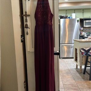Elegant Burgundy Halter Maxi Dress
